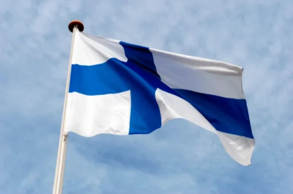 news-5_flag_finland